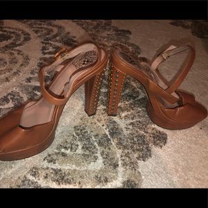 Vince Camuto sandals with gemstones heel